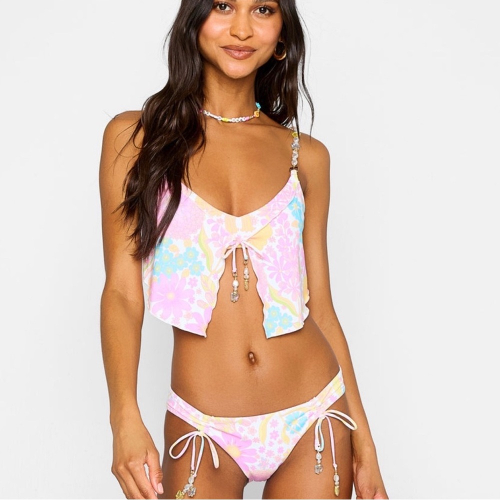 Beach Bunny Medium Swim Set